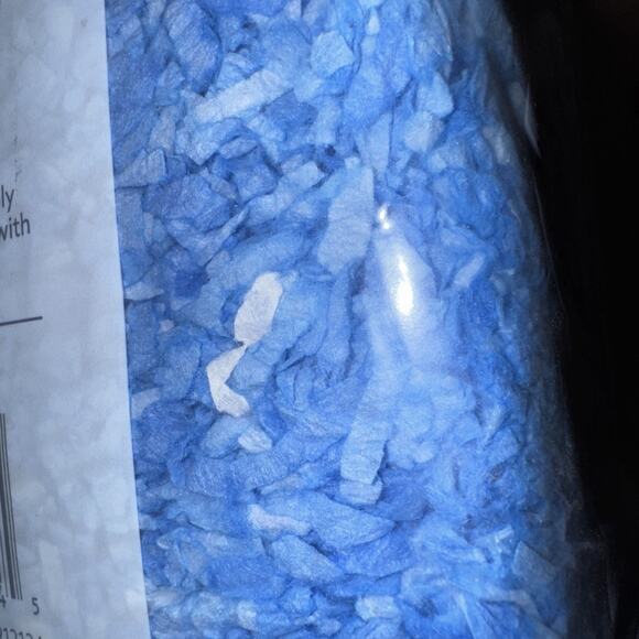 Full Cheeks Paper Bedding Unscented Low Dust Ultra Absorbent 56 Liters Odor Cont - Picture 9 of 9